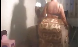 gɛ̈i ë thäät ë thäät ...